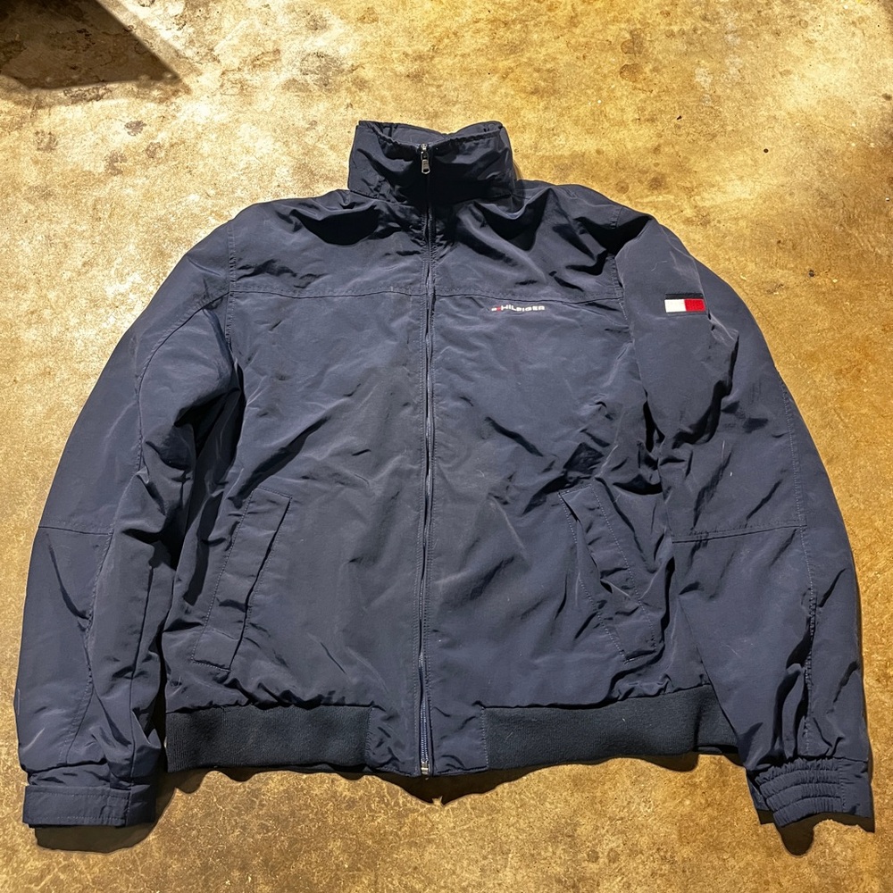 VINTAGE TOMMY HILFIGER JACKET 
SIZE XL FITS LIKE L